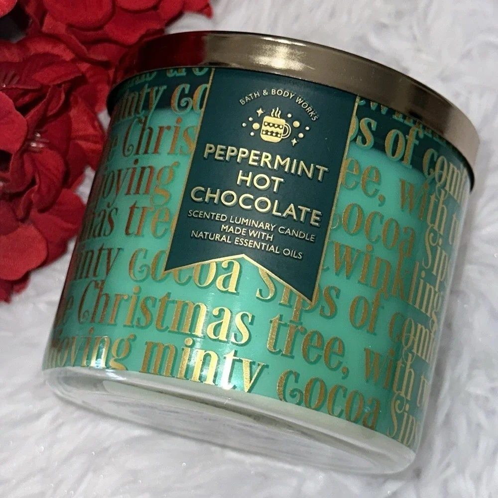 Bath & Body Works Peppermint Hot Chocolate 3-Wick Scented Candle 14.5 oz New